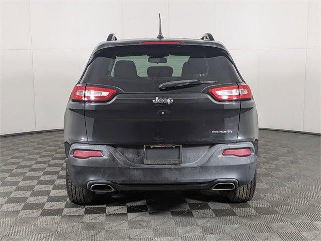 2016 Jeep Cherokee Sport