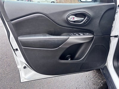 2020 Jeep Cherokee Limited FWD