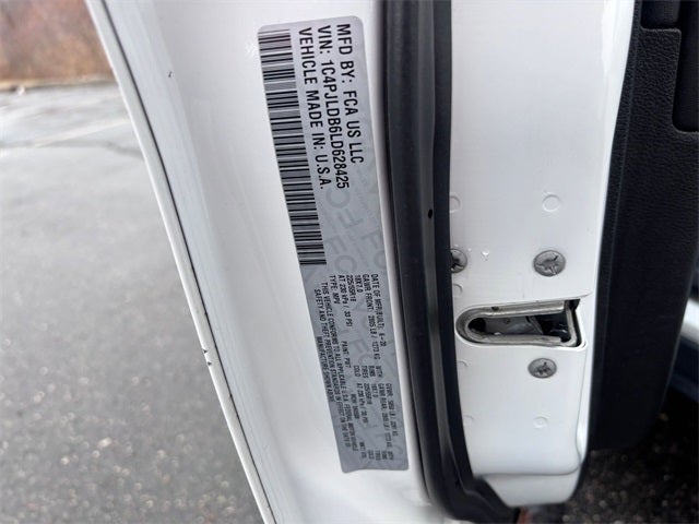 2020 Jeep Cherokee Limited FWD