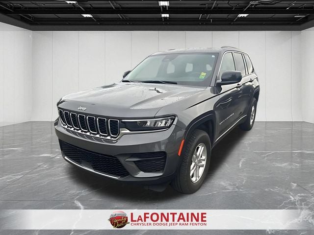 2023 Jeep Grand Cherokee Laredo 4x4