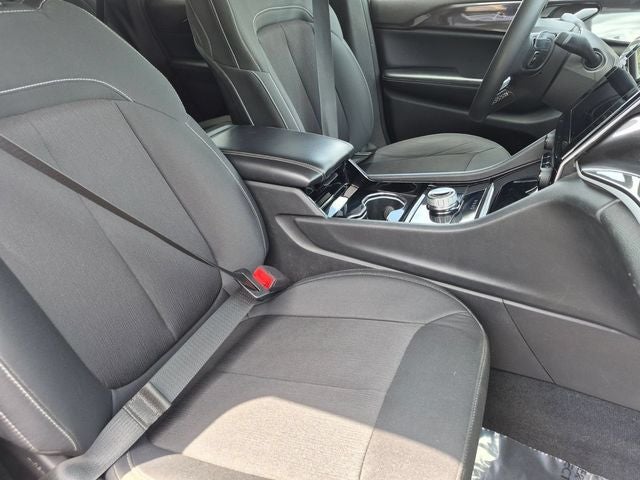 2023 Jeep Grand Cherokee Laredo 4x4
