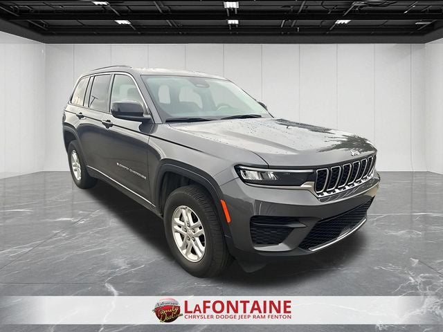 2023 Jeep Grand Cherokee Laredo 4x4