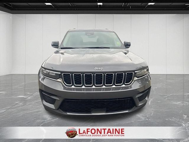 2023 Jeep Grand Cherokee Laredo 4x4