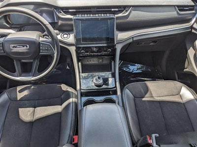 2023 Jeep Grand Cherokee Altitude 4x4