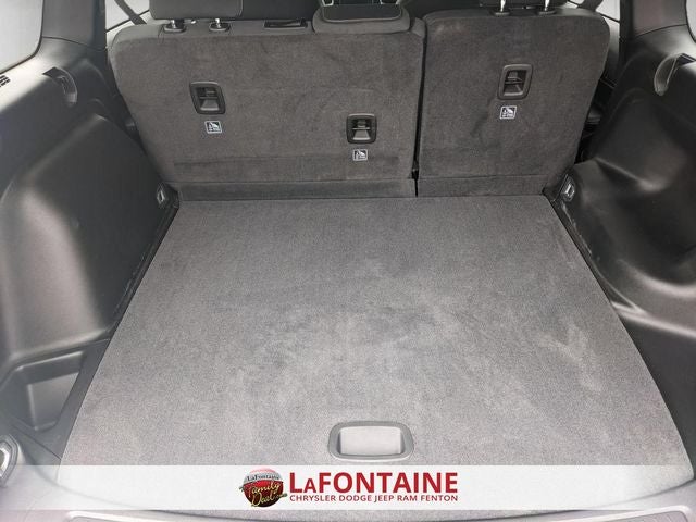 2025 Jeep Grand Cherokee Laredo X 4x4