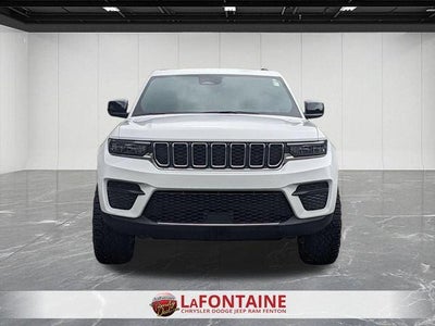 2025 Jeep Grand Cherokee Laredo X 4x4