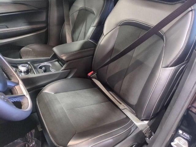 2024 Jeep Grand Cherokee Altitude 4x4
