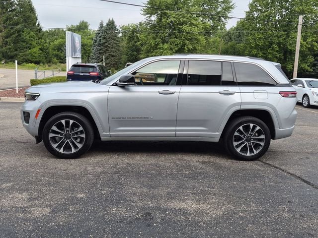 2022 Jeep Grand Cherokee Overland 4x4