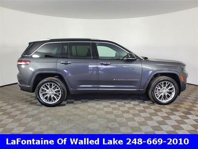 2022 Jeep Grand Cherokee Summit 4x4