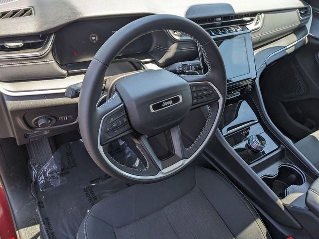 2024 Jeep Grand Cherokee L Laredo X 4x4