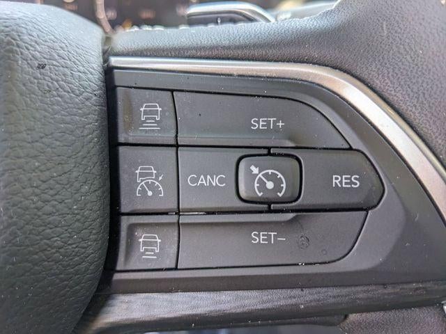 2024 Jeep Grand Cherokee L Laredo X 4x4
