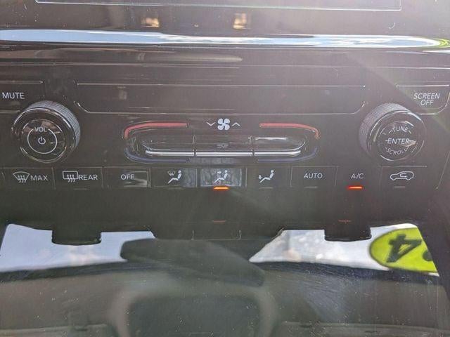 2024 Jeep Grand Cherokee L Laredo X 4x4