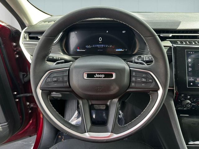 2023 Jeep Grand Cherokee L Laredo 4x4