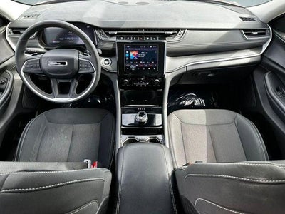 2023 Jeep Grand Cherokee L Laredo 4x4