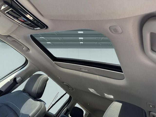 2024 Jeep Grand Cherokee L Laredo X 4x4