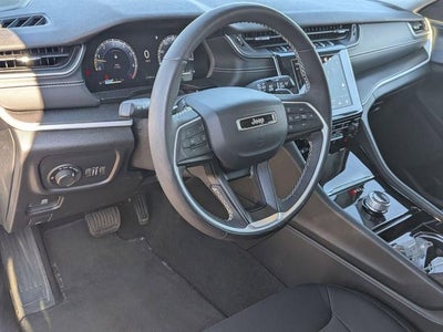 2023 Jeep Grand Cherokee L Laredo 4x4