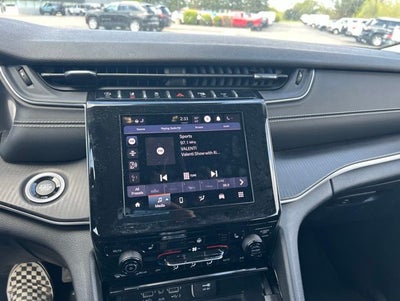 2023 Jeep Grand Cherokee L Laredo 4x4