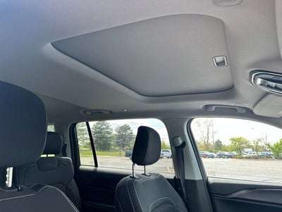 2023 Jeep Grand Cherokee L Laredo 4x4