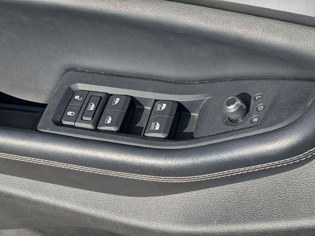 2023 Jeep Grand Cherokee L Laredo 4x4