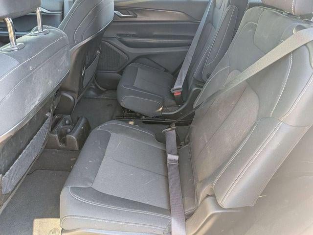 2023 Jeep Grand Cherokee L Laredo 4x4