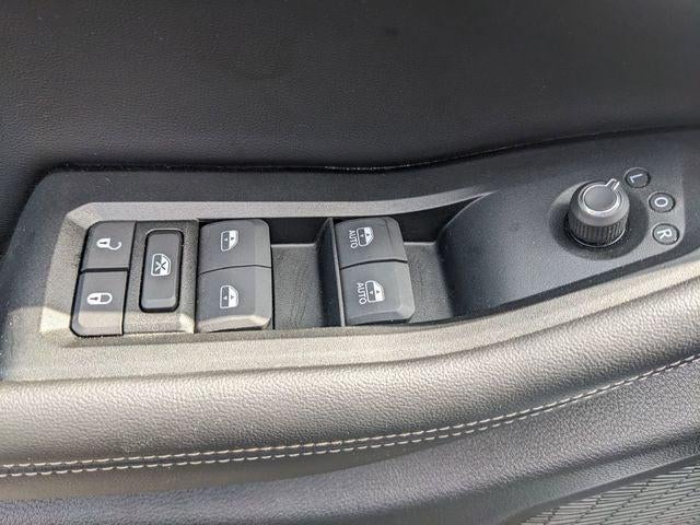 2024 Jeep Grand Cherokee L Laredo X 4x4