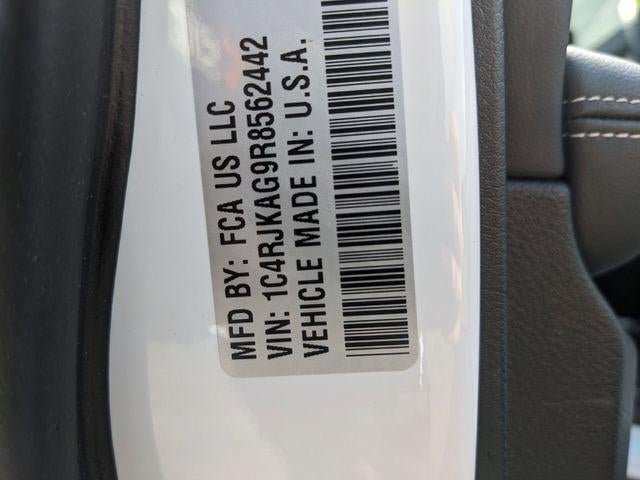 2024 Jeep Grand Cherokee L Laredo X 4x4