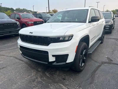 2023 Jeep Grand Cherokee L Altitude 4x4