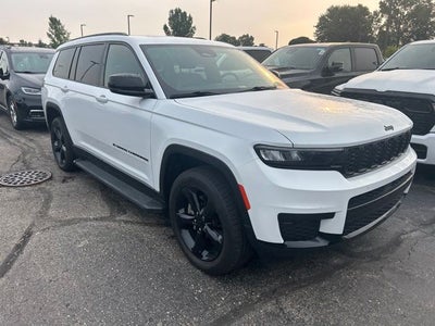 2023 Jeep Grand Cherokee L Altitude 4x4