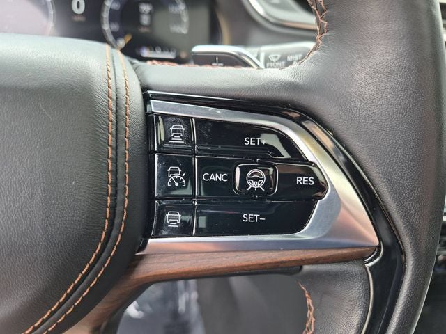 2023 Jeep Grand Cherokee L Summit 4x4