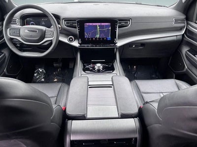 2025 Jeep Wagoneer L Series II 4x4