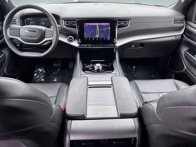 2025 Jeep Wagoneer L Series II 4x4