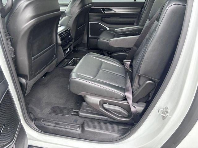 2025 Jeep Wagoneer L Series II 4x4