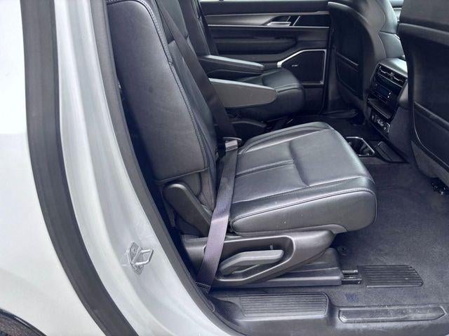 2025 Jeep Wagoneer L Series II 4x4