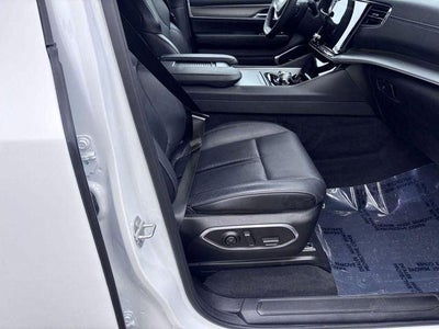 2025 Jeep Wagoneer L Series II 4x4