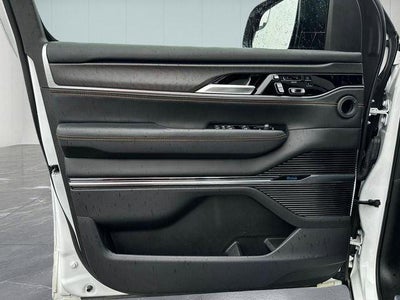 2024 Jeep Grand Wagoneer L Series III Obsidian 4x4