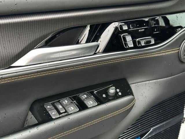 2024 Jeep Grand Wagoneer L Series III Obsidian 4x4