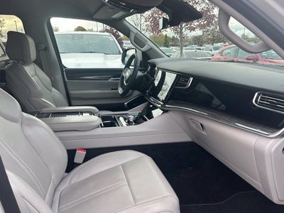 2022 Jeep Wagoneer Series III 4x4