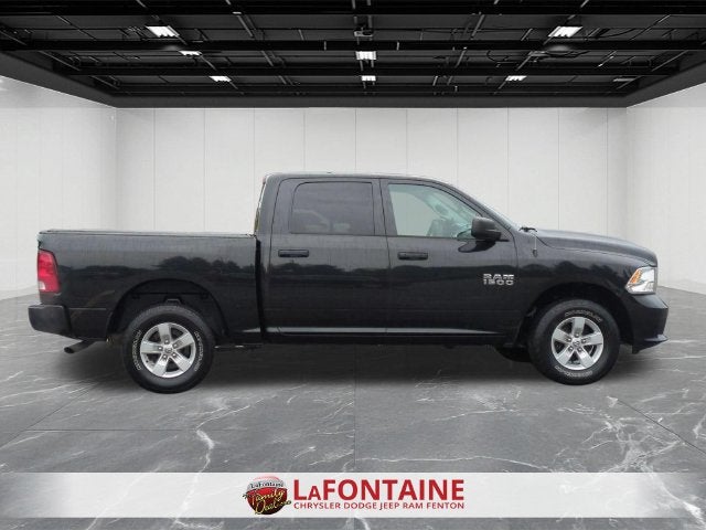 2017 RAM 1500 Express Crew Cab 4x4 5'7' Box