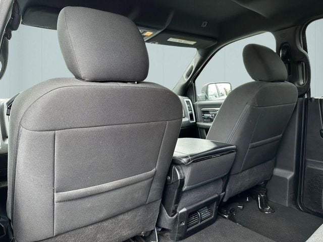 2024 RAM 1500 Classic Warlock Crew Cab 4x4 5'7' Box