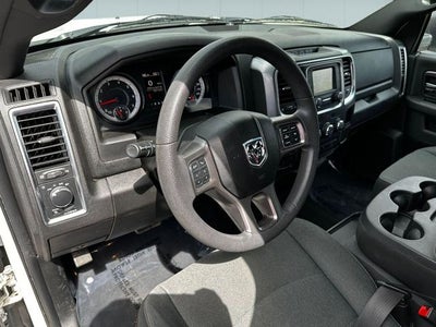 2024 RAM 1500 Classic Warlock Crew Cab 4x4 5'7' Box