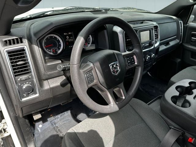 2024 RAM 1500 Classic Warlock Crew Cab 4x4 5'7' Box