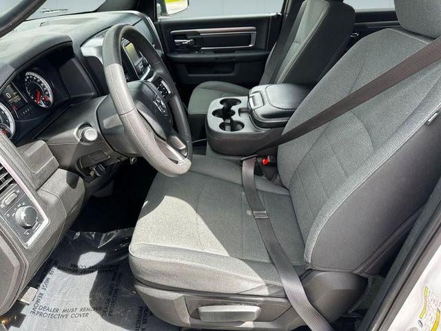 2024 RAM 1500 Classic Warlock Crew Cab 4x4 5'7' Box