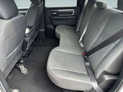 2024 RAM 1500 Classic Warlock Crew Cab 4x4 5'7' Box