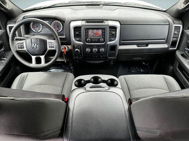 2024 RAM 1500 Classic Warlock Crew Cab 4x4 5'7' Box
