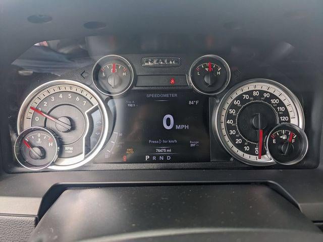 2017 RAM 1500 Laramie Crew Cab 4x4 5'7' Box