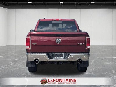 2017 RAM 1500 Laramie Crew Cab 4x4 5'7' Box