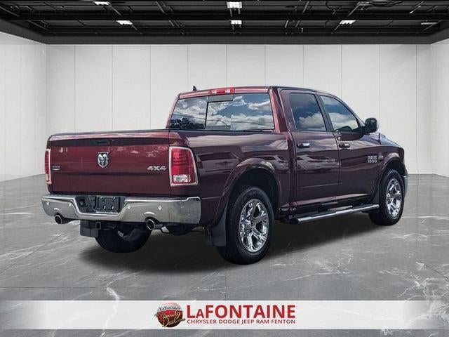 2017 RAM 1500 Laramie Crew Cab 4x4 5'7' Box