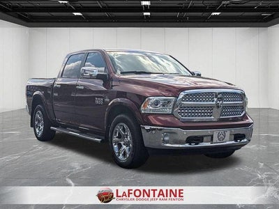 2017 RAM 1500 Laramie Crew Cab 4x4 5'7' Box