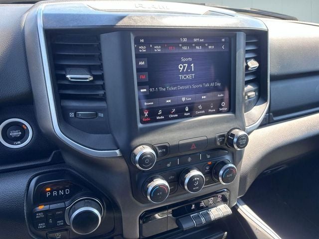 2021 RAM 1500 Big Horn Crew Cab 4x4 5'7' Box