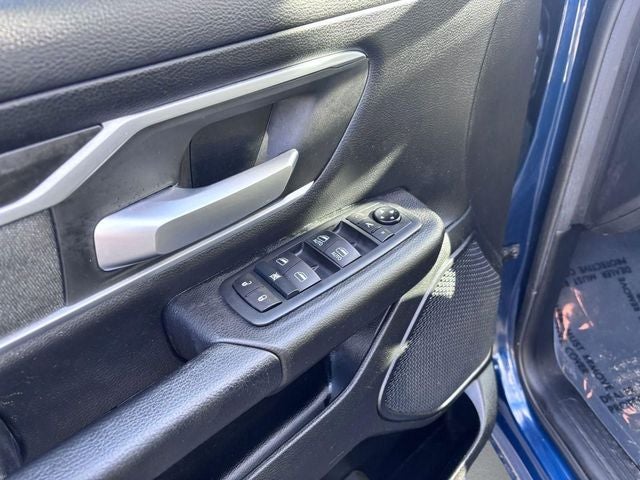 2021 RAM 1500 Big Horn Crew Cab 4x4 5'7' Box